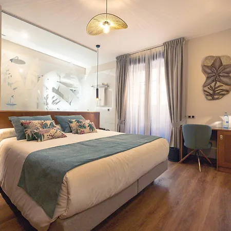 Hotel Jardin Secreto *