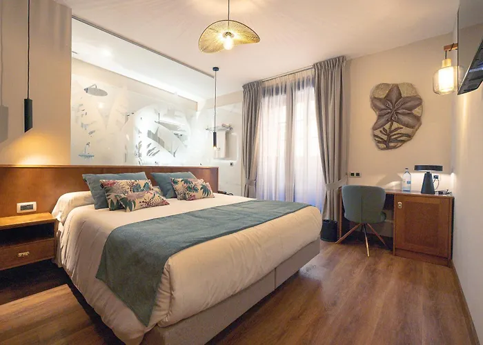 Hotel Jardin Secreto *