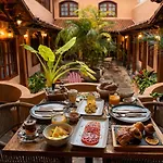 Jardin Secreto * 拉奥罗塔瓦